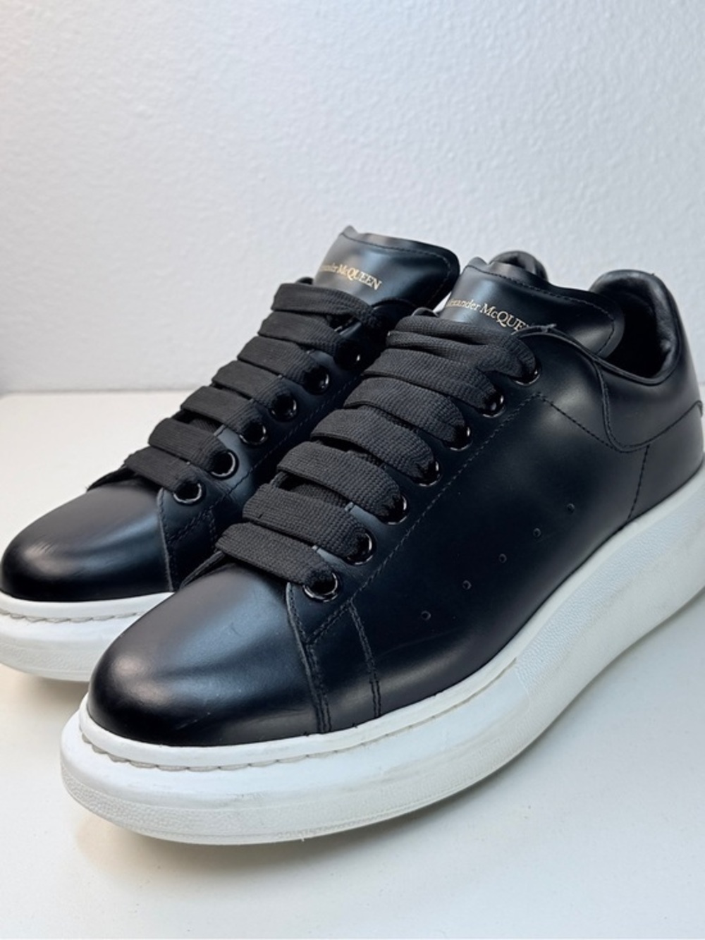 Alexander McQueen Oversized Sneakers Black Leather Mens 6.5 Womens 9
